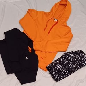 Pre-owned Women Size med Lot Workout Clothes (lot Of 3) Under Armour